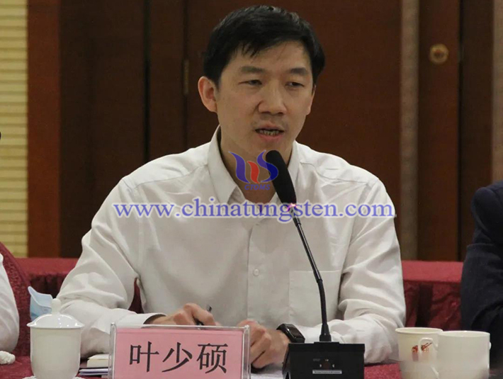 廣晟有色金屬股份有限公司經(jīng)營(yíng)部副總經(jīng)理葉少碩（代表劉聰主席）