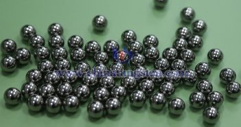 中鎢智造硬質(zhì)合金球圖片