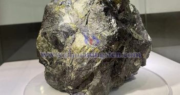 Tungsten concentrate picture