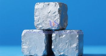 Lanthanum metal picture