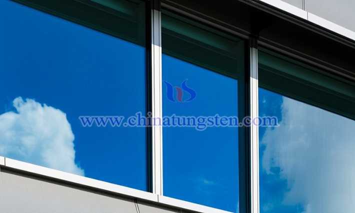 建築用ガラスの省エネコーティング用三酸化タングステン粉末