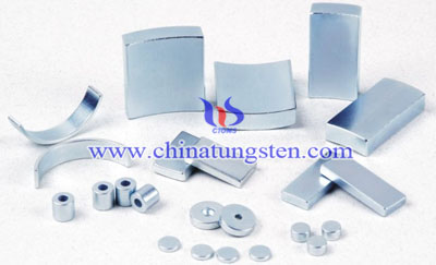 ϡ������