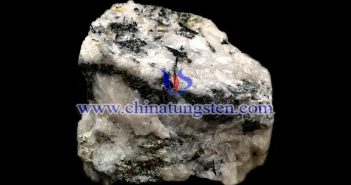 鎢礦圖片