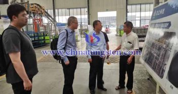 鎢協(xié)會(huì)長(zhǎng)到長(zhǎng)沙科研單位、高校及企業(yè)調(diào)研圖片