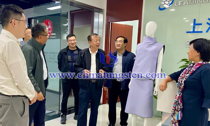 鎢協(xié)會(huì)長一行到上海江蘇企業(yè)調(diào)研圖片