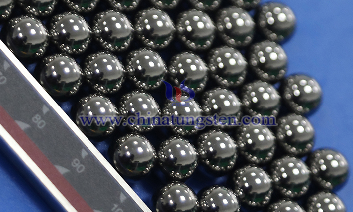 中鎢智造硬質(zhì)合金球圖片