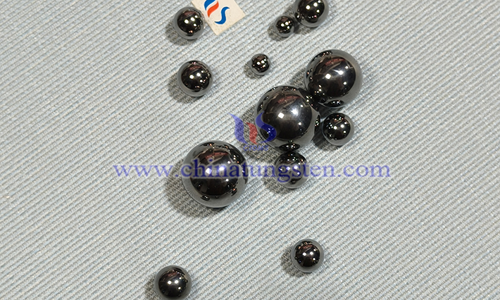 中鎢智造硬質(zhì)合金球圖片