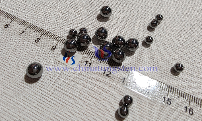 中鎢智造硬質(zhì)合金球圖片